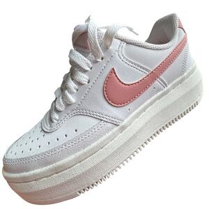 Nike Women's White and Pink Sneakers